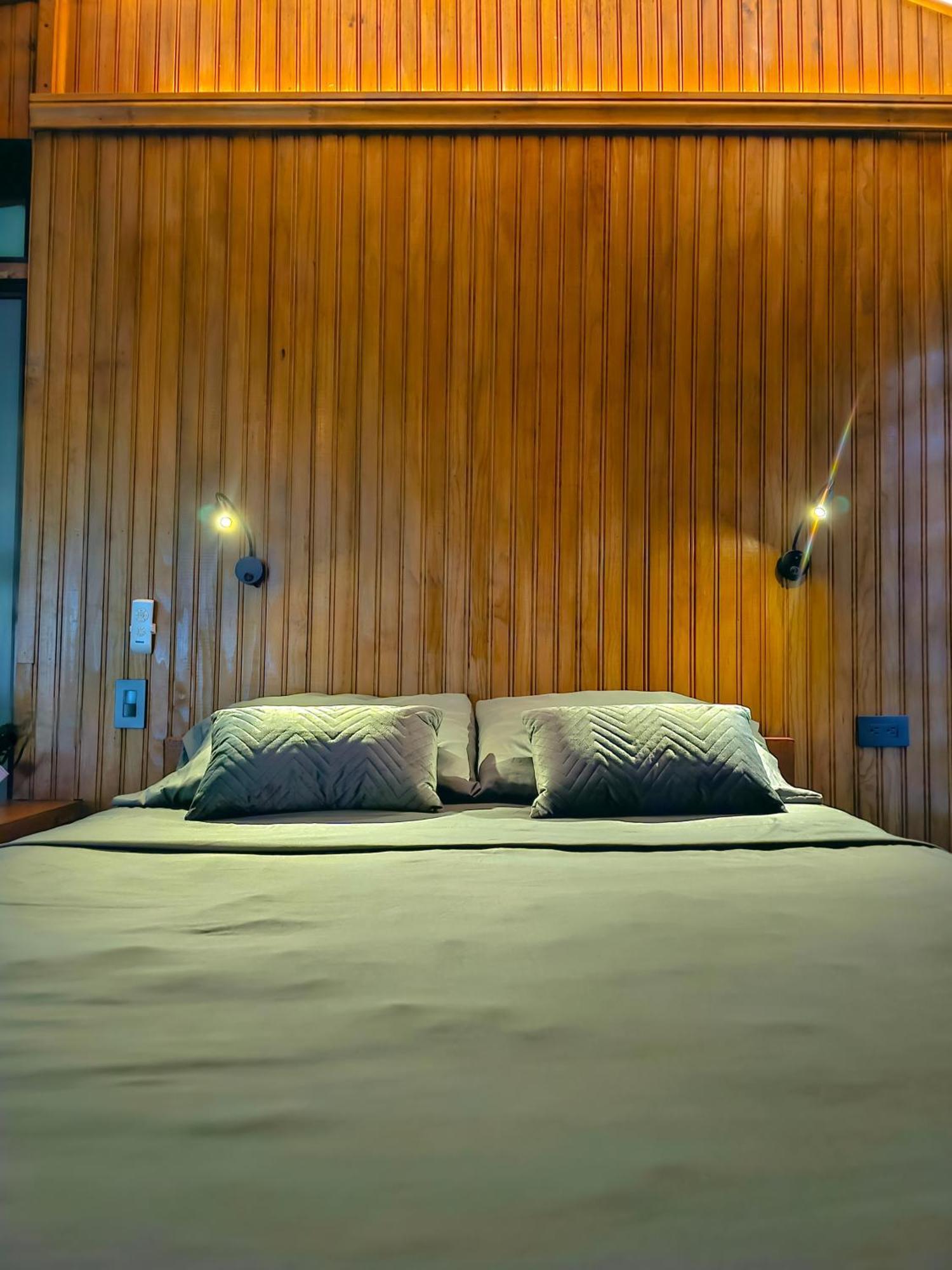 La Perdida Lodge *